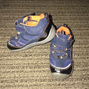 Pediped toddler boy shoes, size 23(7)